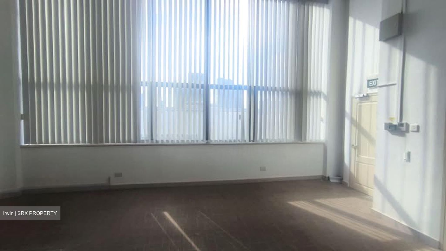 Toh Guan Road (D22), Warehouse #576601321